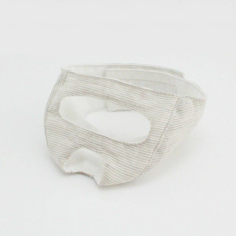 点眼時、噛まれることを予防するためのグッズ。めだしマスク