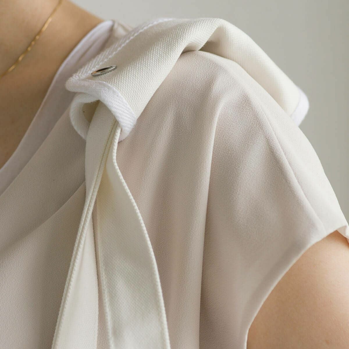 猫さんの習性を活かした思わず入ってみたくなるキャリーバッグのねこずきなトート