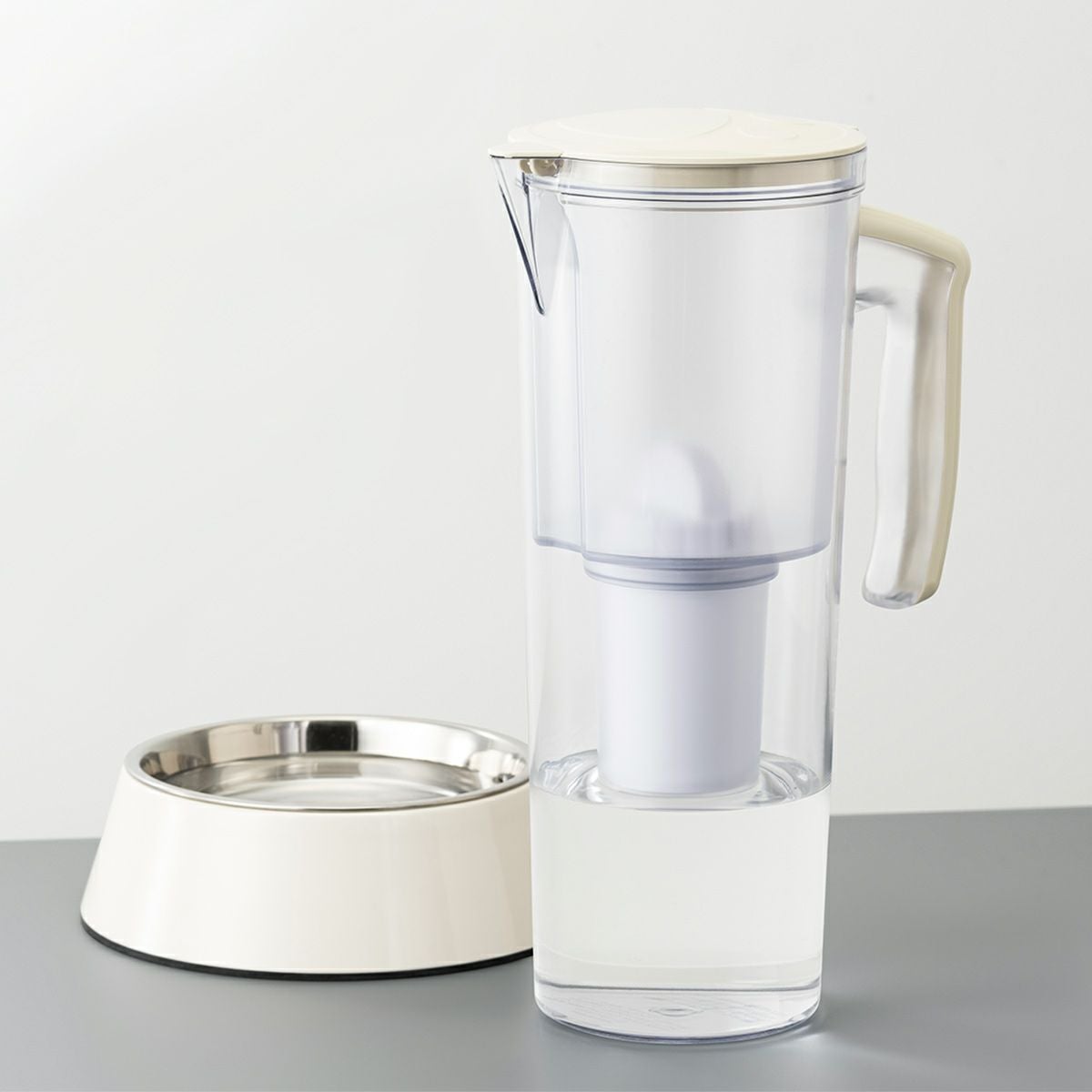 ネコさんの夏のおすすめグッズ：ペット用浄軟水器　まるっと軟水　大容量タイプ