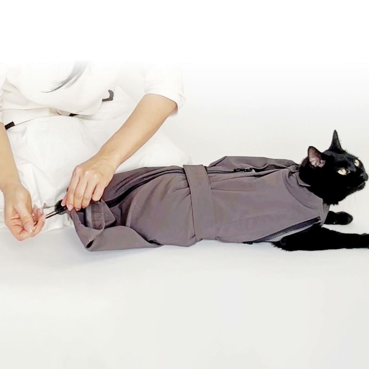 テレビで紹介】猫の保定袋「ねこずきのおくるみ」自宅での皮下点滴を